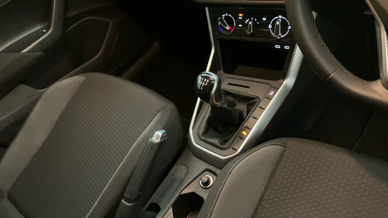 Volkswagen Polo 1.0 Life 5dr Petrol Hatchback